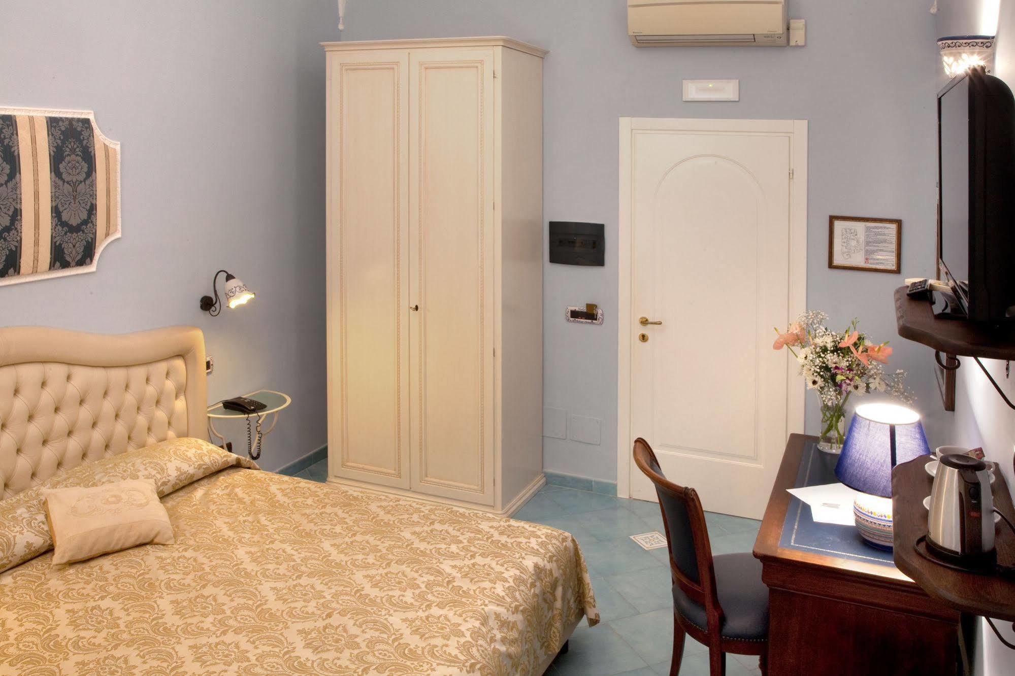 อัลแบร์โก ลันติโก กอนวิตโต Hotel อามาลฟี ภายนอก รูปภาพ